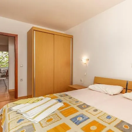 Apartment With Parking Space Punat, Krk - 25968