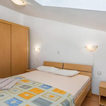 Apartment With Parking Space Punat, Krk - 25968 Punat